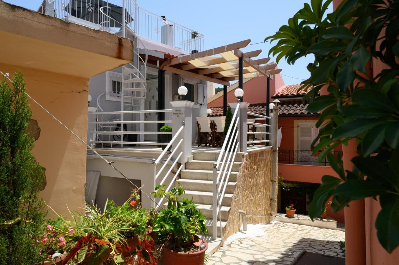 Maria's Dream House * Pentátion